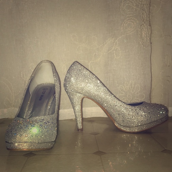 Sequined Silver Heels - Picture 2 of 3